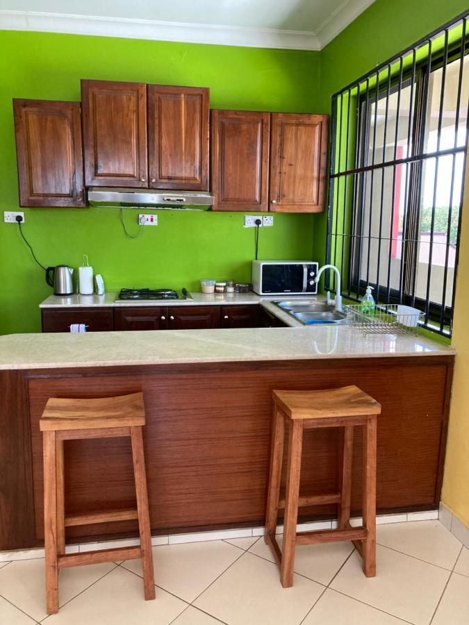 Thegatsbystyle By Jevas Apartamento Dar es Salaam Exterior foto